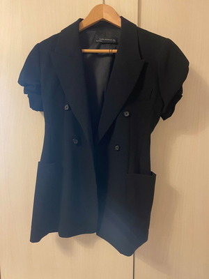 Κοντομάνικο σακάκι Zara μεταχειρισμένο, μέγεθος S, μαύρο
