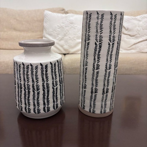 Modern ceramic vase set like new with geometric pattern