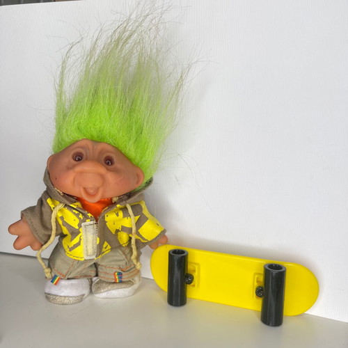 Esy Pylis Troll 100% Complete Rare With Accessories Shoes And Skateboard