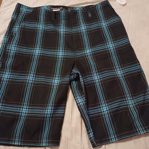 Quiksilver men's bermuda shorts like new, black and turquoise, size XL