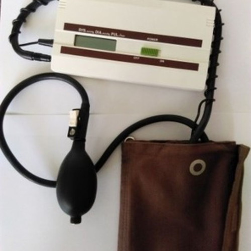 Nissei blood pressure monitor used, semi-automatic 1998
