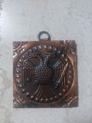 Bronze double-headed eagle hanging decoration, 8x8 cm