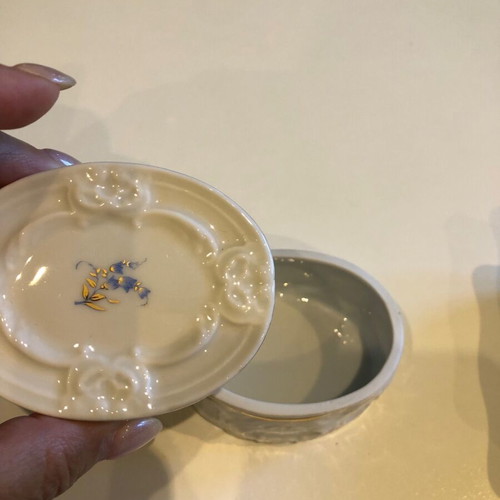 Limoges bridal porcelain boudoir set 5 pieces like new