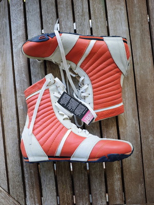 Diesel PHOEBS archive boxing boots καινούργια, μέγεθος 38, πορτοκαλί λευκά