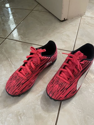 Puma kids' sports shoes size 33