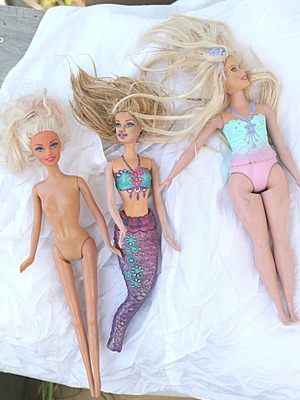 Barbie dolls Mattel like new, set of three mermaid models