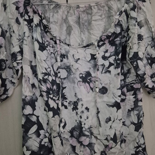 Floral Boho blouse with off-shoulder neckline and cord, used, size L/XL