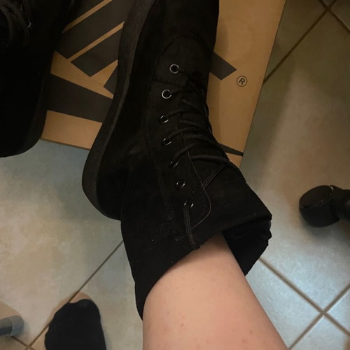 Women's black ankle boots like new with laces size 38