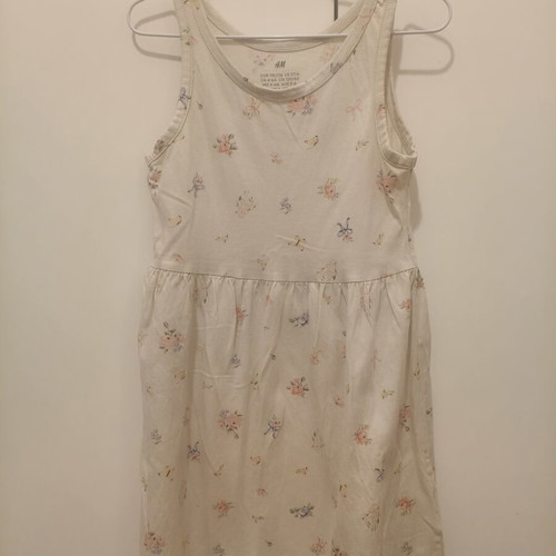 H&M girls dress like new, size 4-6, multicolor