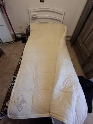 German Wool Double Quilt UMA RHEUMA DOR vintage, like new
