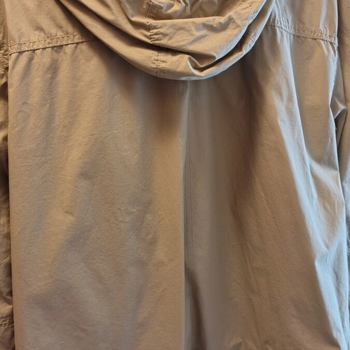 Oxbow boy's fall winter jacket size 16A like new, beige