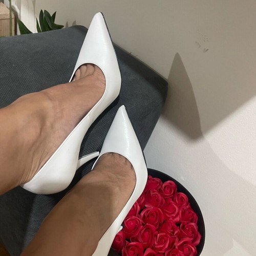 Franchesca Moretti leather pumps new, 11cm heel, size 39