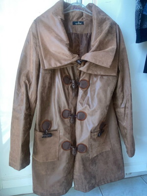 Le Vertige coat tan used with leather look size L