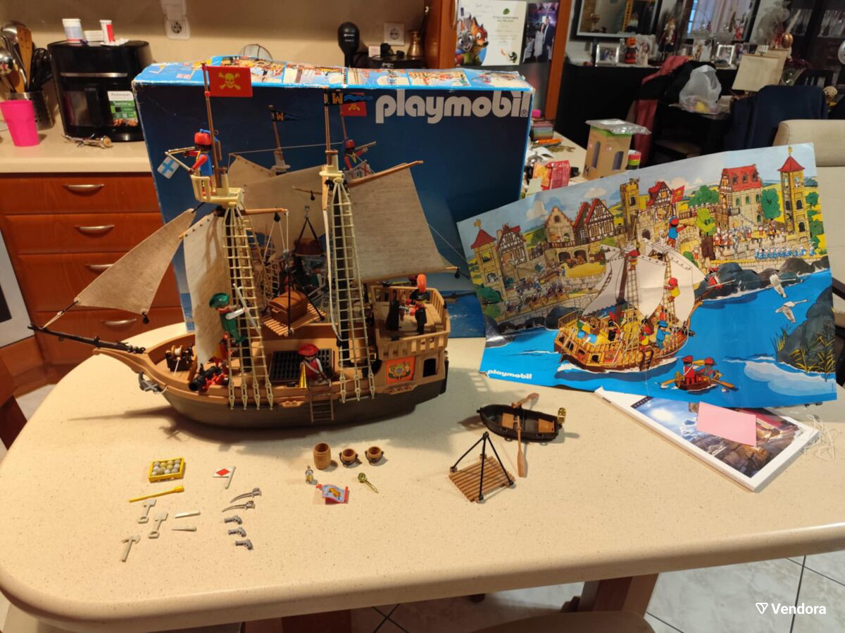 playmobil 3550 καράβι € 240,00