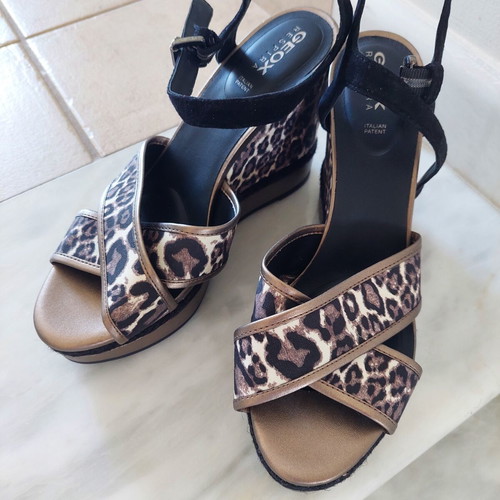 Geox Respira Leopard Platform Sandals size 39 new with tags