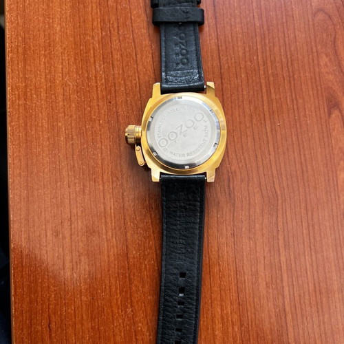 Oozoo Steel watch like new, gold color