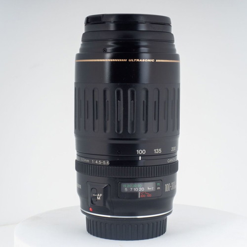 Canon EF 100-300mm f/4.5-5.6 USM Telephoto Zoom Lens used