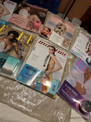 ELLE και Madame Figaro περιοδικά με δώρα αρωμάτων