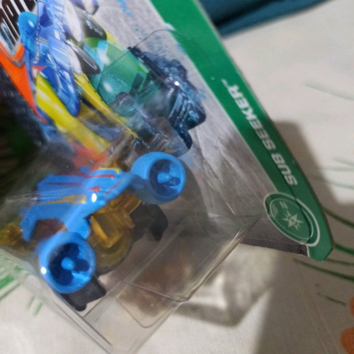 Matchbox Sub Seeker 2017 MBX Adventure Series #90/125 new sealed