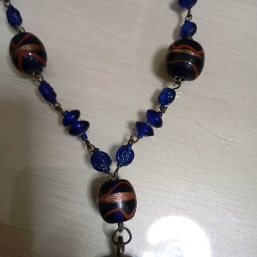Necklace with semi-precious beads like new, blue