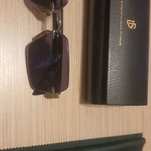 David Beckham DB7109 sunglasses new, black