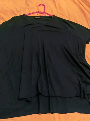 Realsize women's blouse L/XL black like new