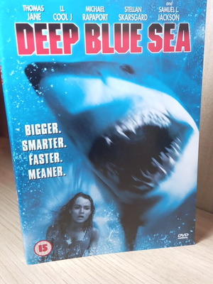 Deep Blue Sea DVD with English subtitles