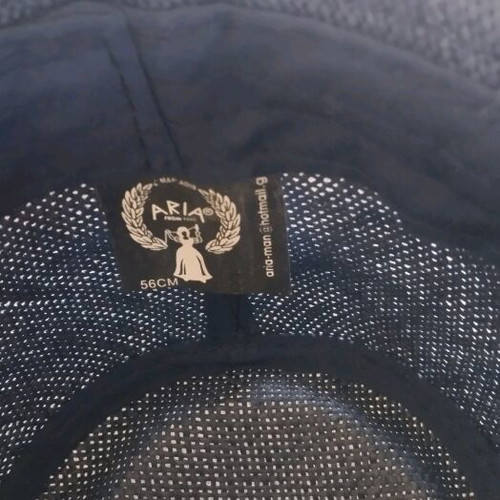 Aria men's hat size 56 blue like new