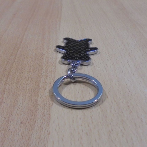 Women's metal keychain with teddy bear like new, black and silver