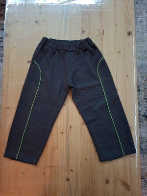 Pack of 3 branded tracksuits for 2 years old like new