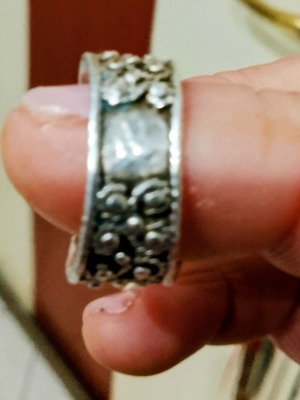 Silver ring 925 like new, solid handmade