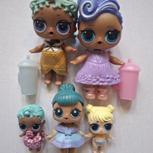 Dolls like new