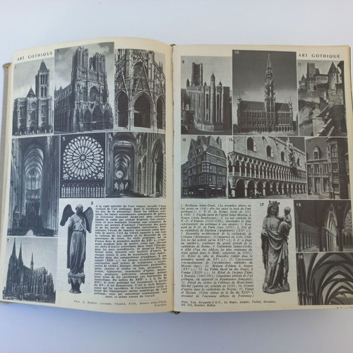 Petit Larousse used encyclopedia 1962, French language