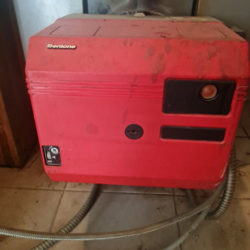 KRZYS Galaxy oil boiler with Bentone burner used