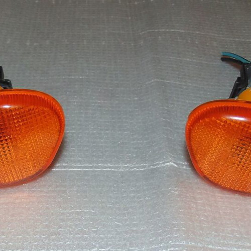Side Turn Signal Set Alfa Romeo GTV Spider Series 916 Orange Like New