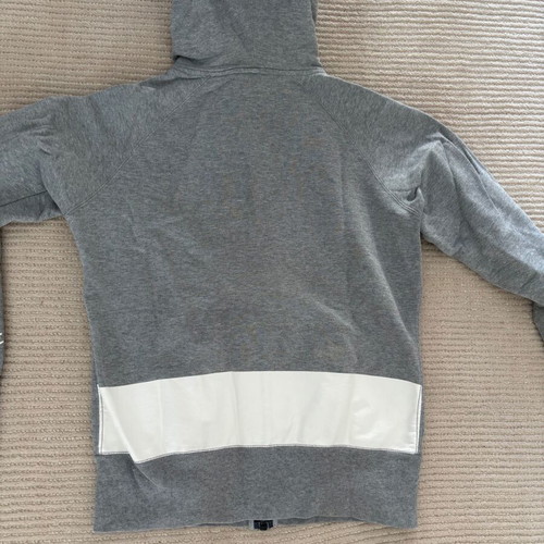Nike special edition sports hoodie large, like new, gray and white