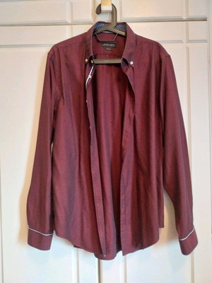 Zara shirt XL like new with black iridescence