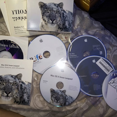 Apple macOS Snow Leopard installation CD