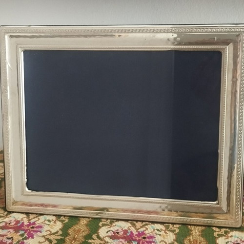 Ασημένια κορνίζα 17,5Χ23,5cm σαν καινούργιο