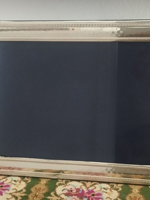 Ασημένια κορνίζα 17,5Χ23,5cm σαν καινούργιο