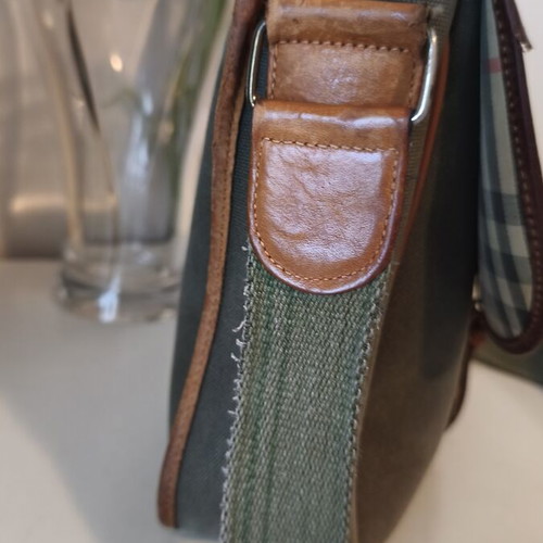 Burberry vintage crossbody bag used, khaki canvas and leather