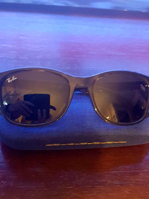 Ray-Ban RB4374 710/33  Αυθεντικά Άριστη Κατάσταση.