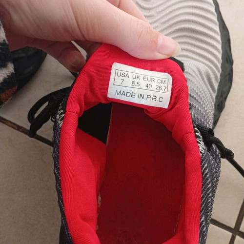 Men's shoes like new, size 40, black and red