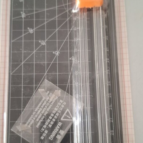 Paper Cutter A4 with Cutting Guide new, sealed