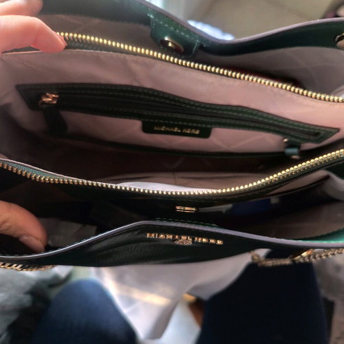 Mickael Kors leather shoulder bag dark green like new