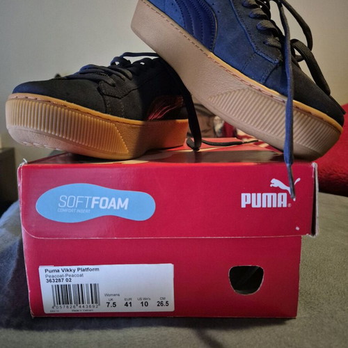 PUMA athletic shoes like new, suede navy blue, size 41