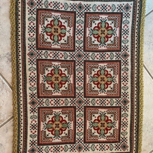 Handmade set of semens with 2 napkins 90x37cm and 50x37cm