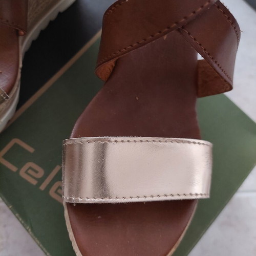 Celebrity platform sandals like new, size 38, brown with gold detail
