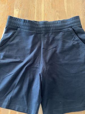 Emporio Armani βερμούδα γυμναστικής medium σαν καινούργια, μπλε