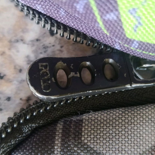 Polo pencil case used with missing elastic bands